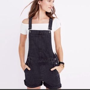 black madewell denim overall shorts (xxs)